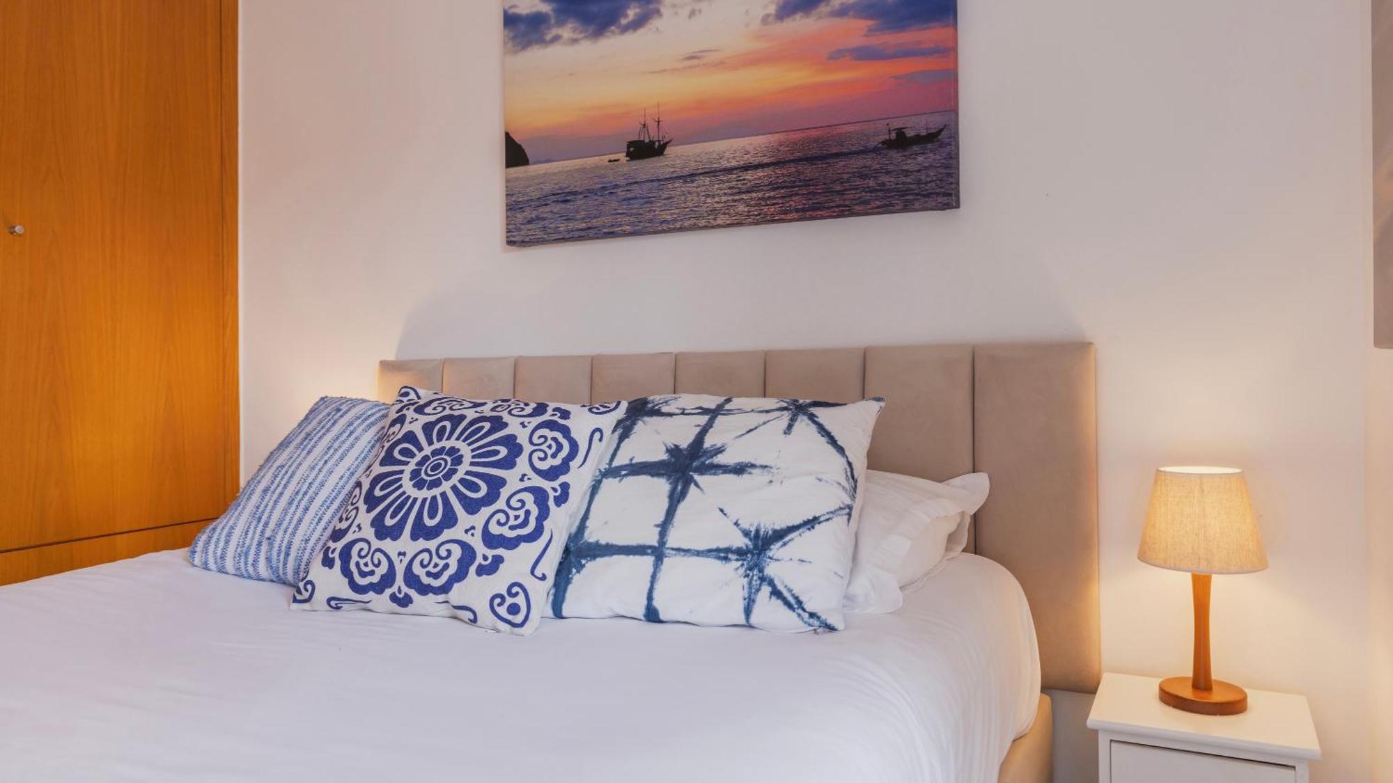 Sunny Design Apt In Praca Das Flores By Lovelystay Lisboa Ngoại thất bức ảnh