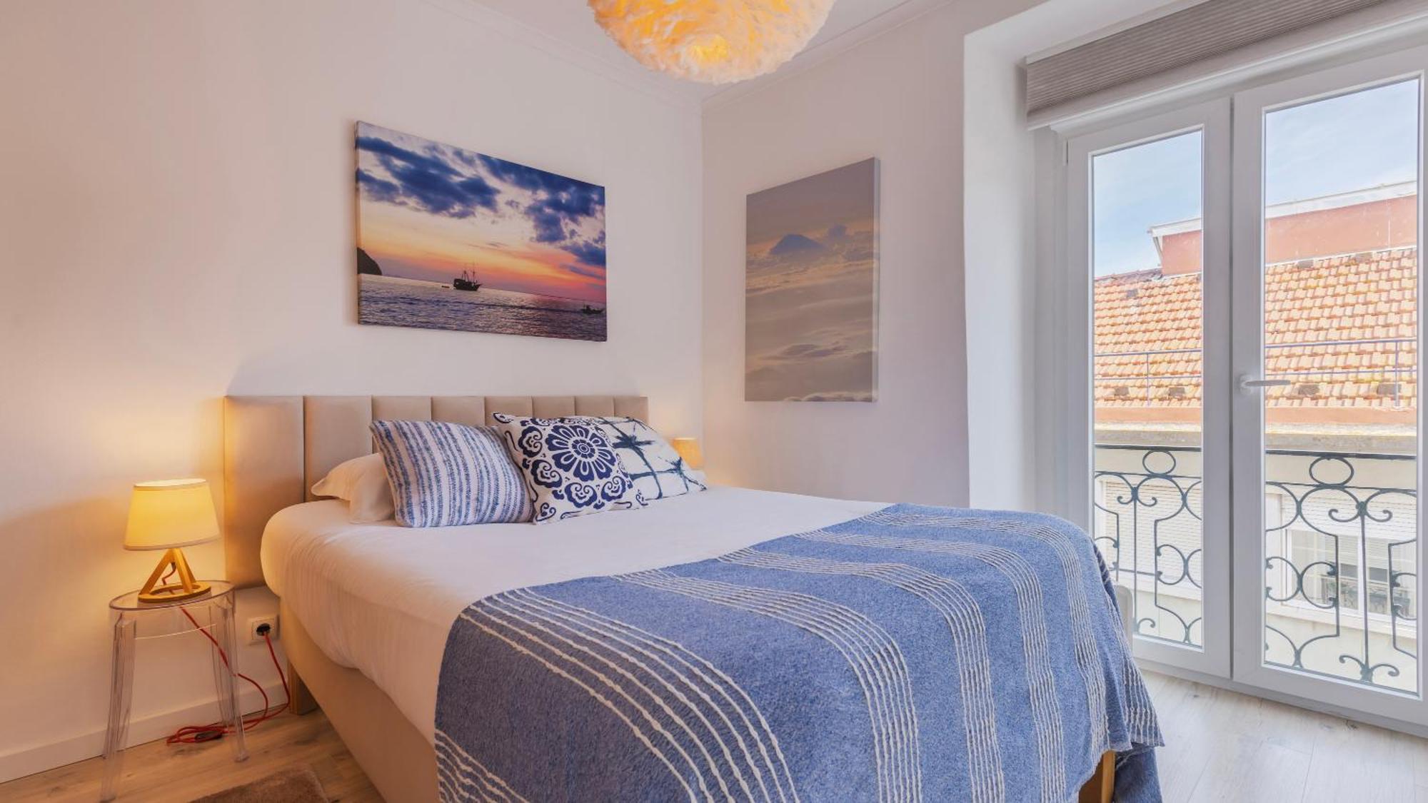 Sunny Design Apt In Praca Das Flores By Lovelystay Lisboa Ngoại thất bức ảnh